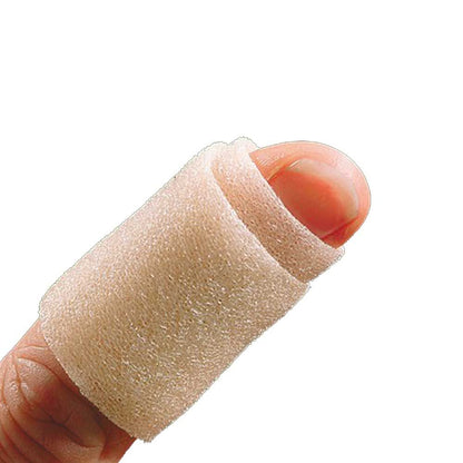 Holthaus Medical Fingerkuppenverband, beiger Schaumstoffverband um den Finger